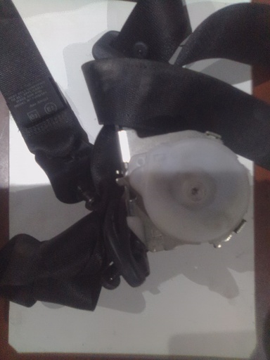 Cinturon trasero derecho opel vectra c '02