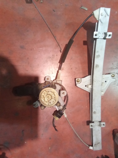 Elevalunas trasero derecho Chevrolet lacetti '05