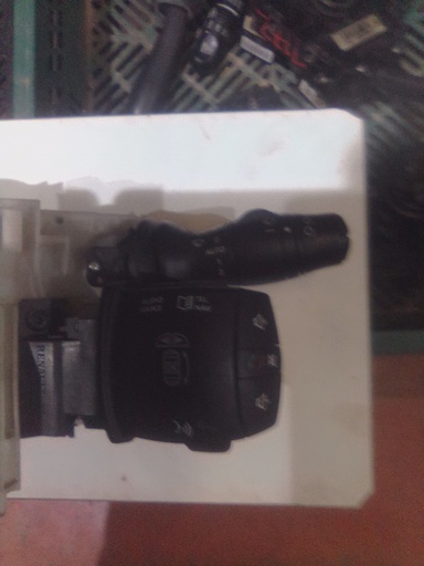 Mando de limpiaparabrisas renault megane iii '09