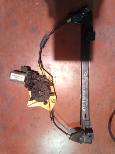 Elevalunas delantero derecho alfa Romeo 156 '02