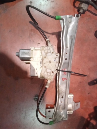 Elevalunas trasero derecho Peugeot 407 '05