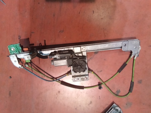 Elevalunas delantero derecho Peugeot expert '07