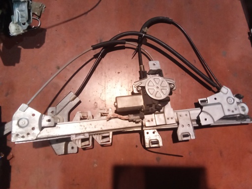 Elevalunas delantero izquierdo citroen berlingo '05