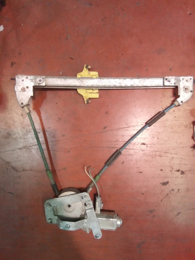 Elevalunas trasero izquierdo citroen Xsara picasso '01