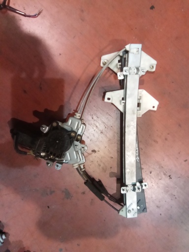 Elevalunas delantero izquierdo Hyundai accent '04