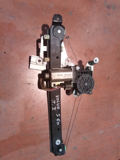 Elevalunas trasero izquierdo Volvo s60 '01