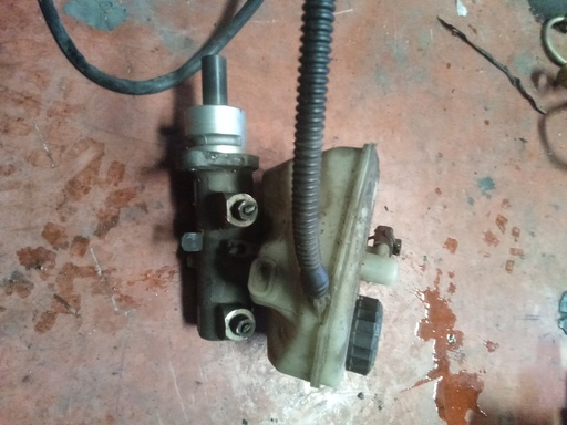 Bomba de freno Peugeot 406 2.0 hdi '98