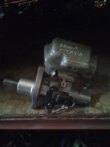 Bomba de freno skoda octavia 1.9 tdi '08