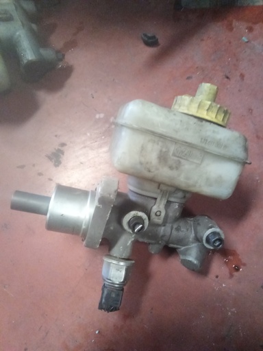 Bomba de freno Volkswagen golf 1.9 tdi '02