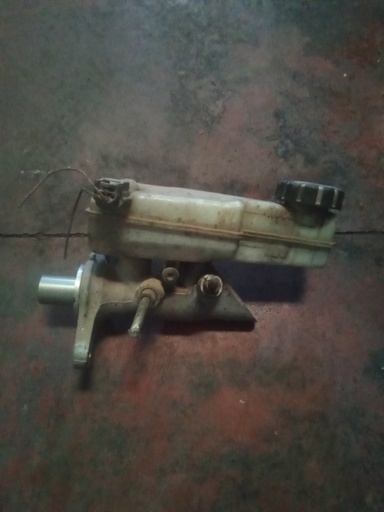 Bomba de freno Renault megane 1.5 dci '10