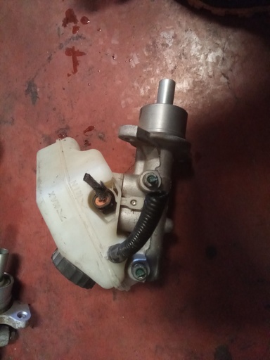 Bomba de freno Opel corsa c 1.3 cdti '02