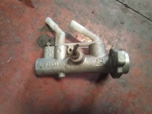 Bomba de freno Nissan Almera tino 2.2 dci '00