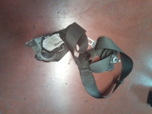 Cinturon trasero derecho mini cooper '06