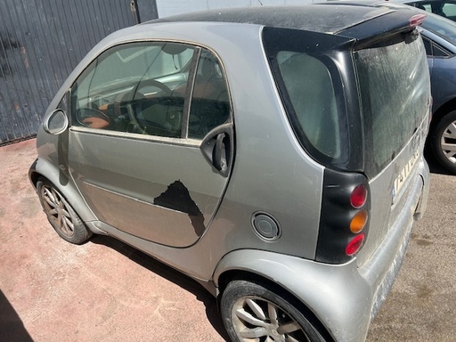 [D61] 0461 SMART FORTWO 800 2005