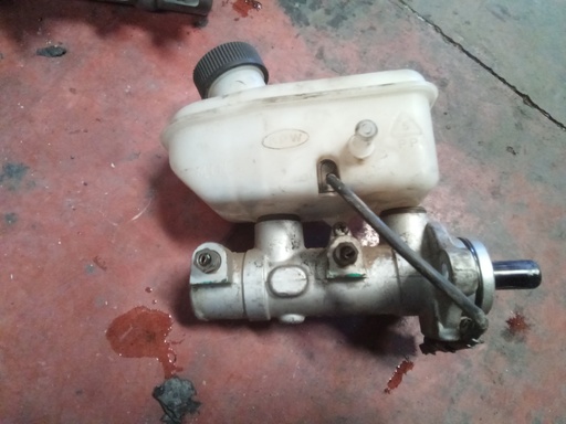 Bomba de freno Kia carnival 2.9 crdi '06