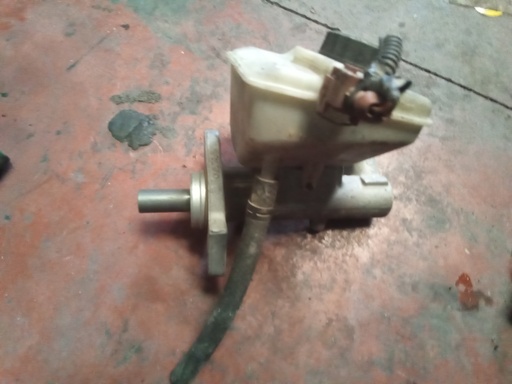 Bomba de freno Volvo s60 2.4D '03