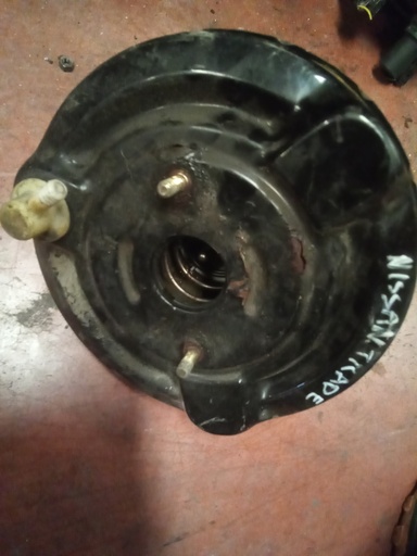 [2676049042] Servofreno Nissan trade '96