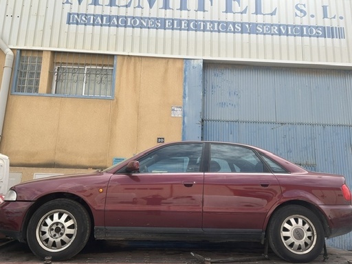 [(G)ADR] 0548 AUDI A4 1.8i 1997