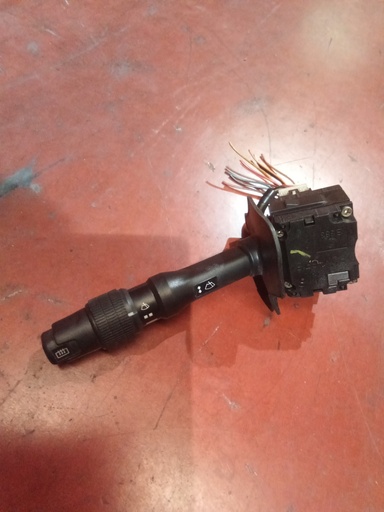 [B883] Mando de limpiaparabrisas alfa romeo 166 '00