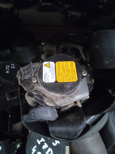 Cinturon delantero izquierdo fiat doblo '05